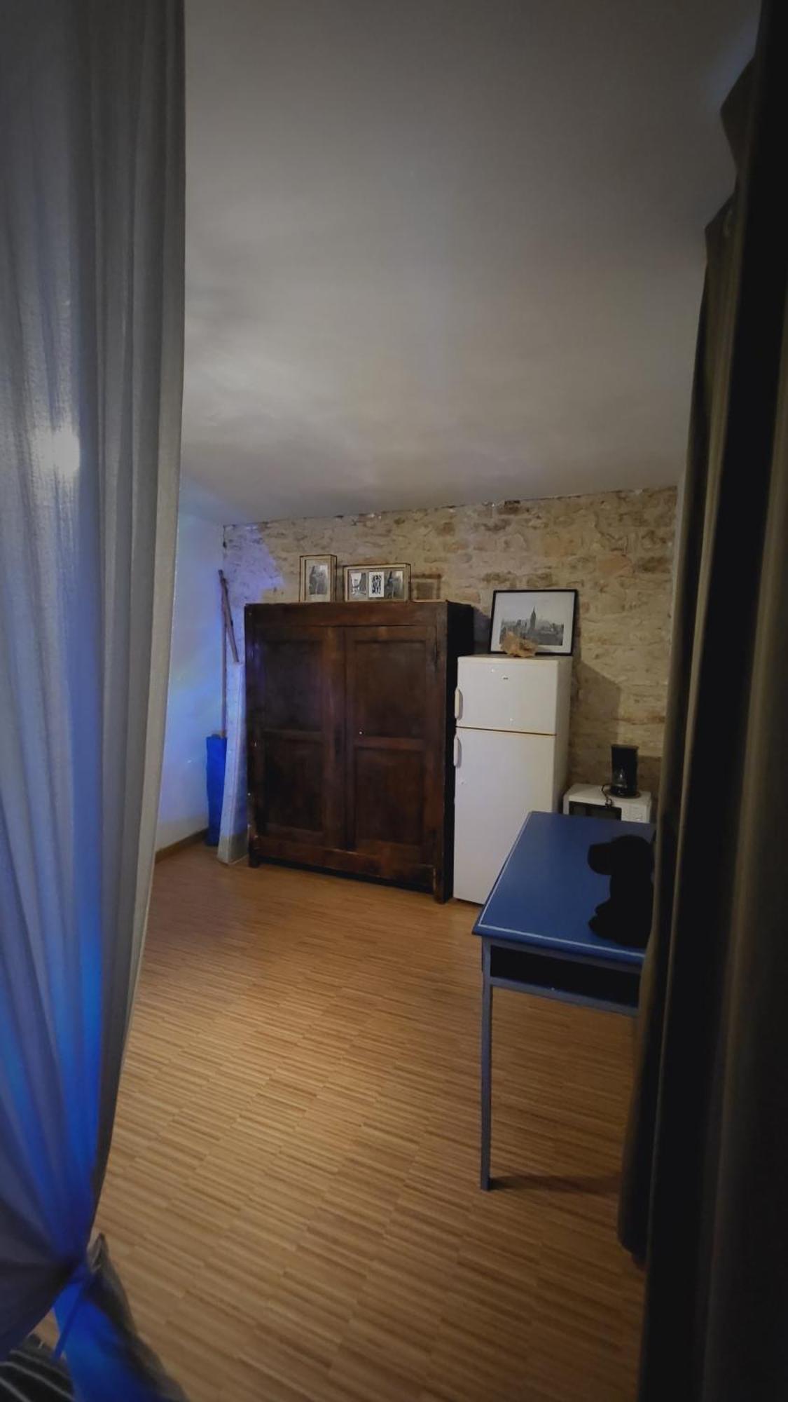 Les Chambres Du Nid Charentais La Poterie  Buitenkant foto